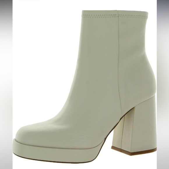 Steve Madden Kaleb ivory white platform square front booties ankle boot Sz 6 1/2 - Picture 1 of 9